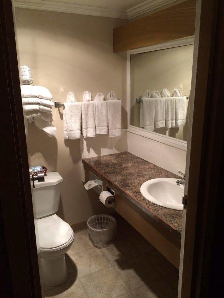 Logan Lake Lodge Kültér fotó